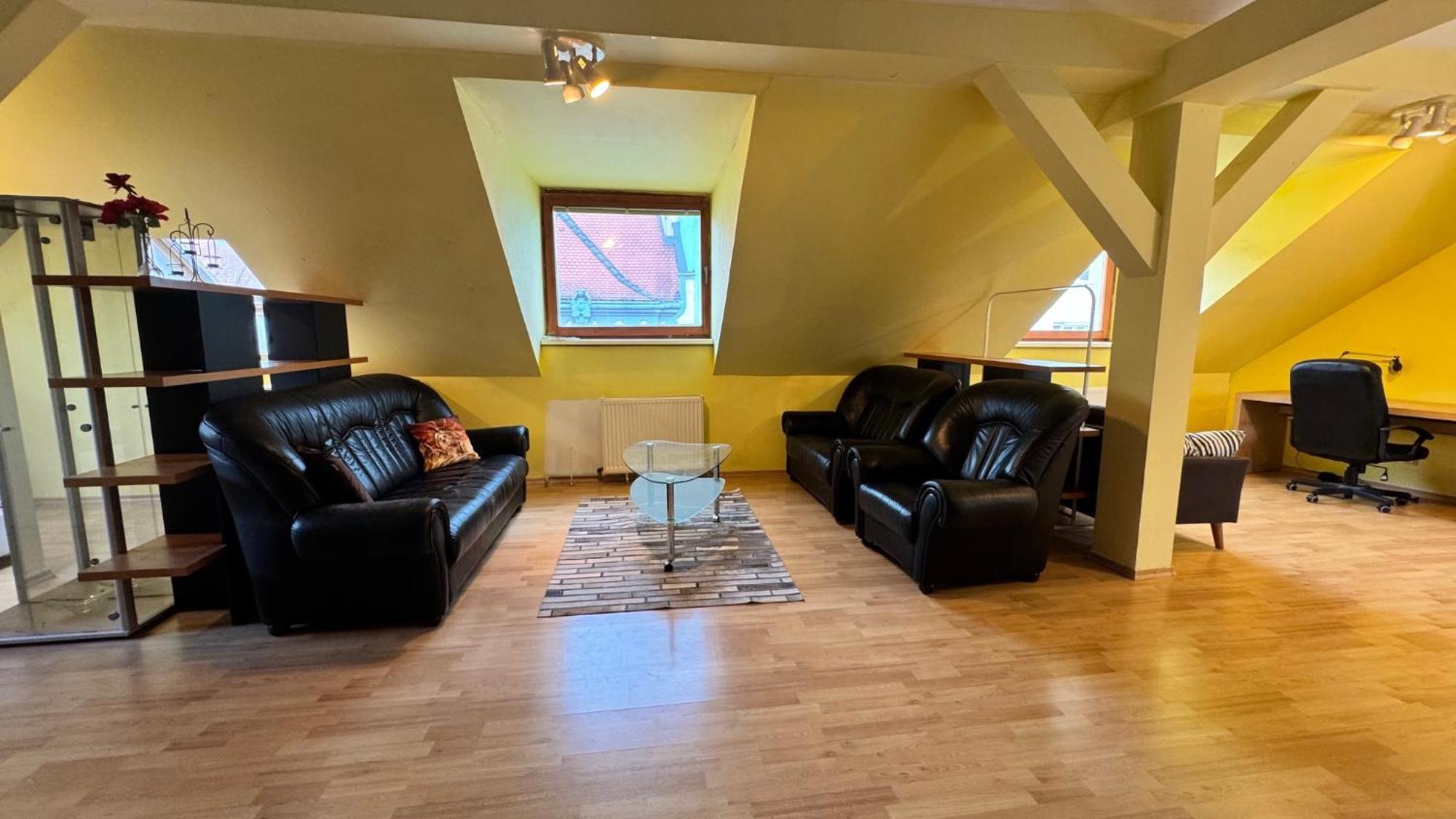 Apartment Center-big-apartman-110m2-tv-internet