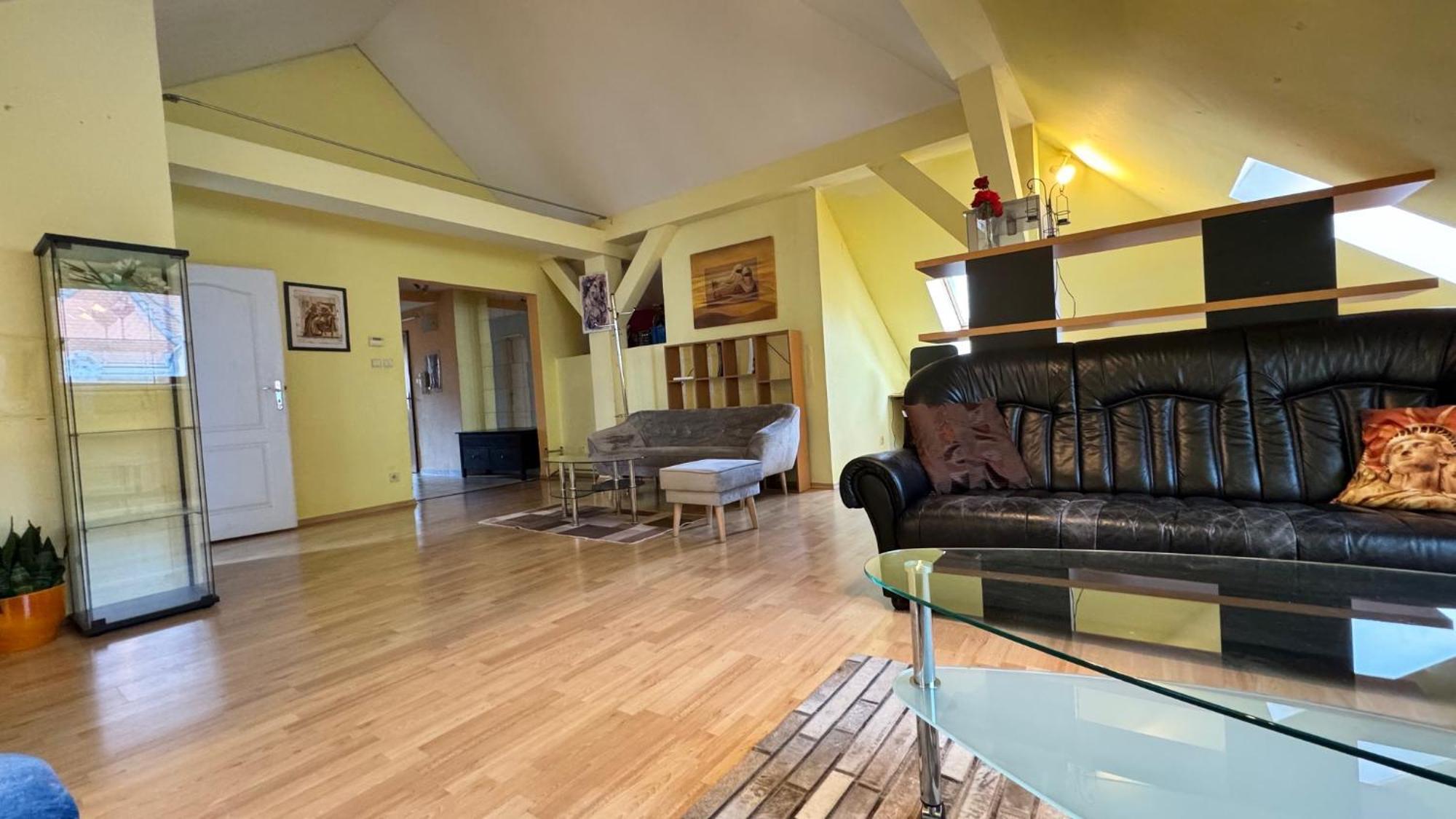 Center-big-apartman-110m2-tv-internet Apartment Bratislava
